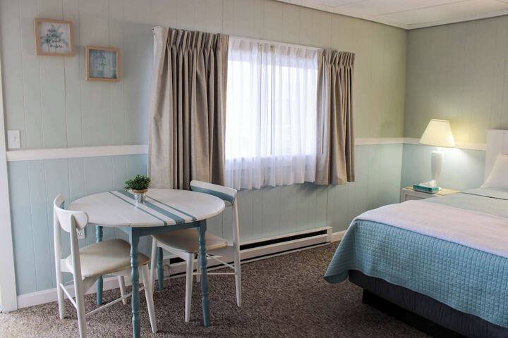 Room 13 of 111