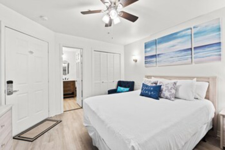 Room 25 of 156