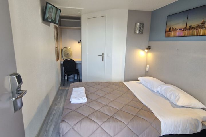 Room 37 of 81