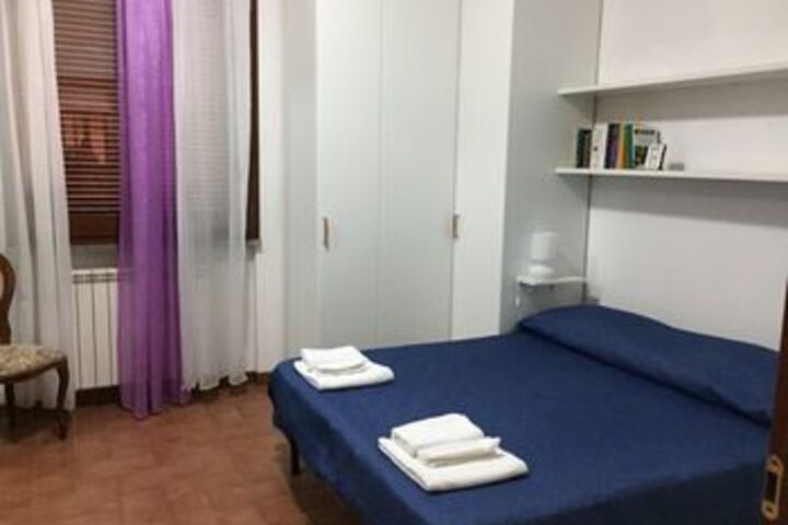 Room 17 of 36