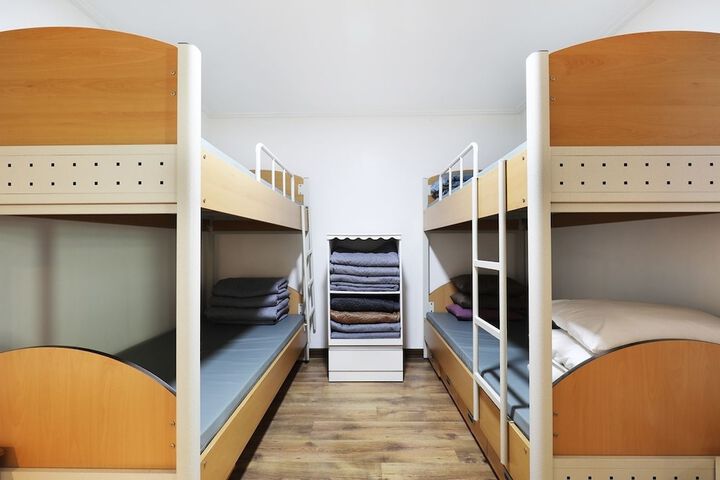 Room 74 of 111
