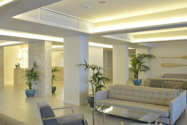 Hotel Interior 5 of 38