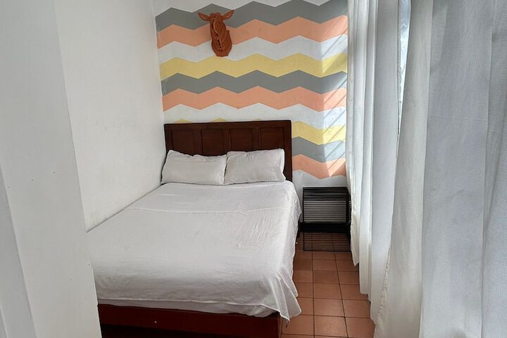 Room 25 of 79