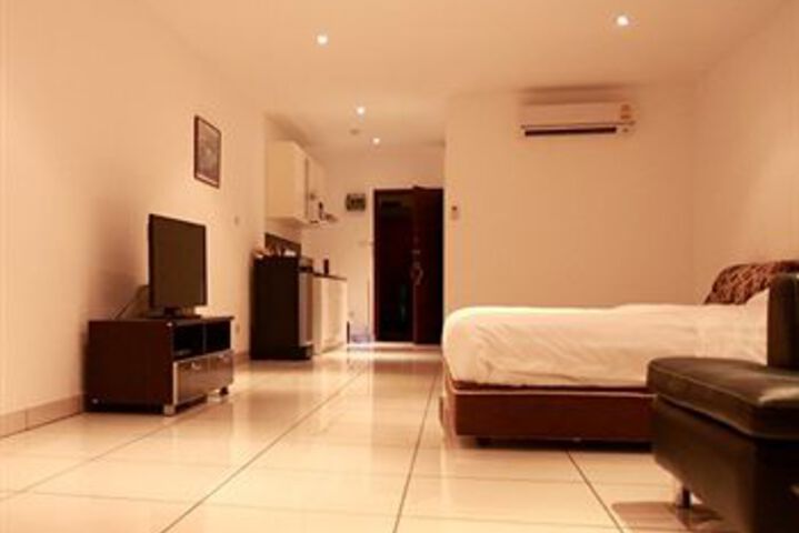 Room 12 of 44