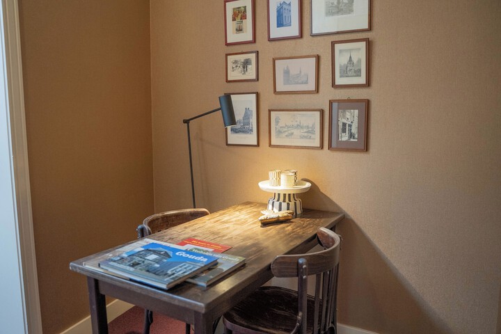 Room 15 of 26