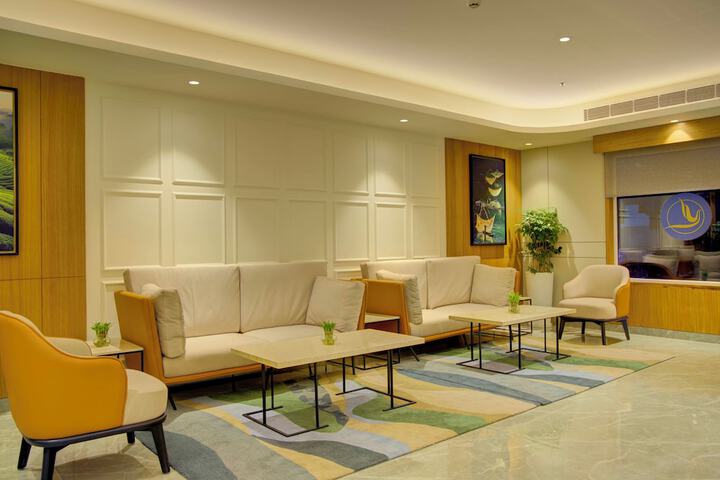 Hotel Interior 9 of 117