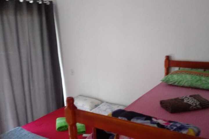 Room 6 of 11