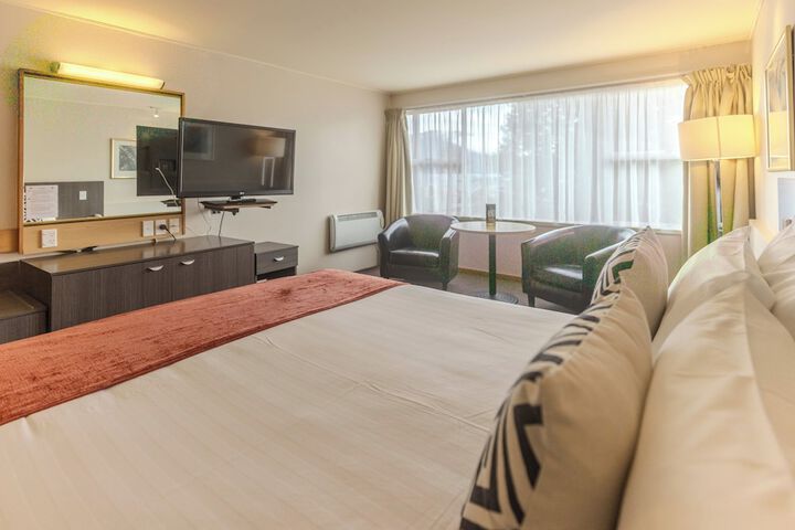 Room 32 of 91