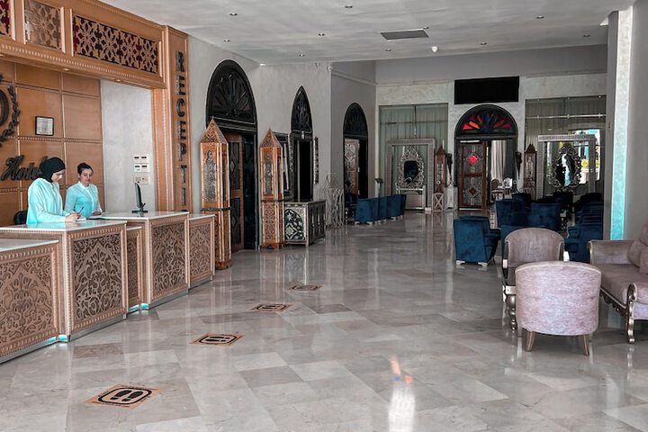 Hotel Lobby
