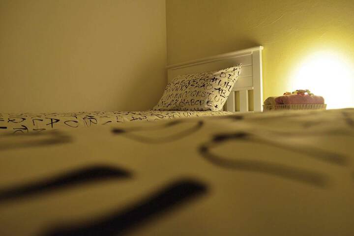 Room 5 of 27