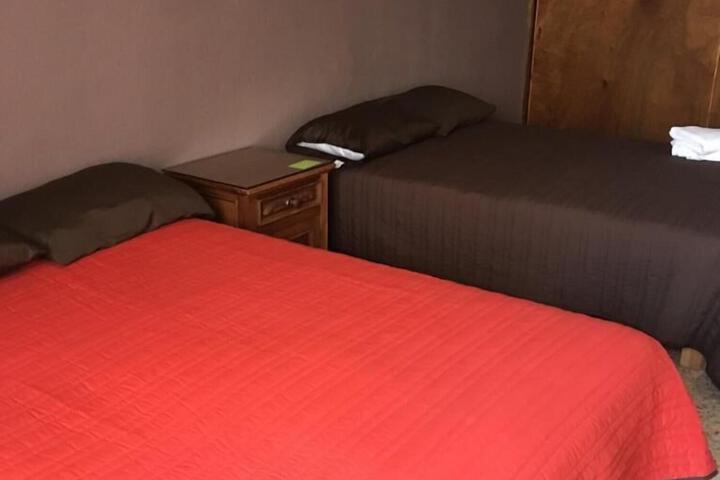 Room 5 of 18