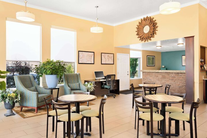 Lobby Photos