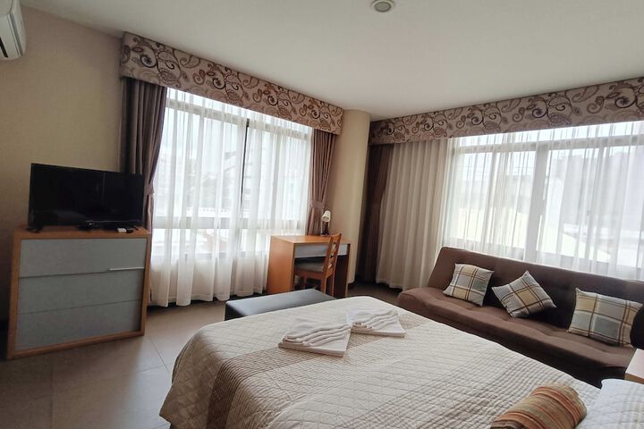 Room 22 of 73