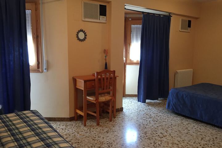 Room 8 of 61