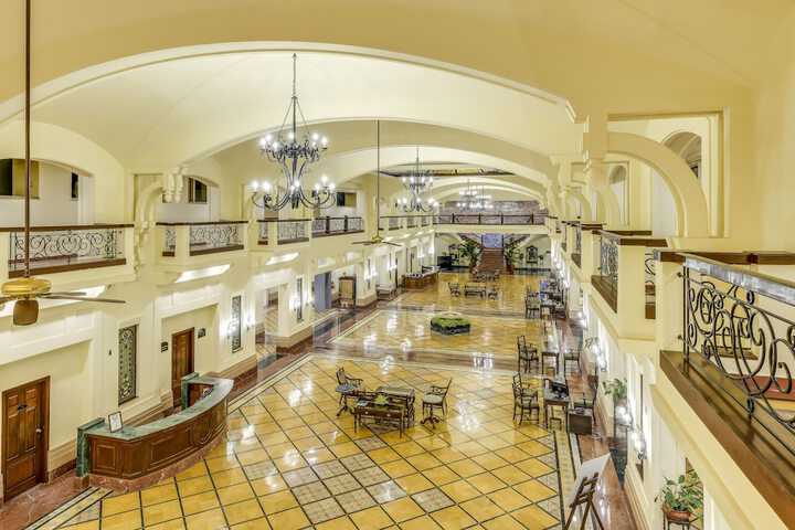 Concierge desk