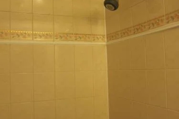 Room 13 of 22