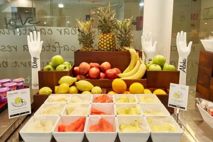 Breakfast buffet