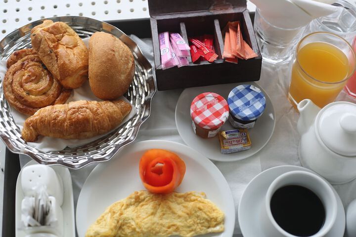 Breakfast/Coffee Service 58 of 86