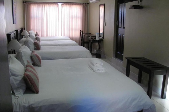 Room 18 of 61