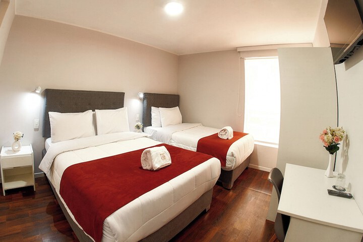 Room 9 of 48