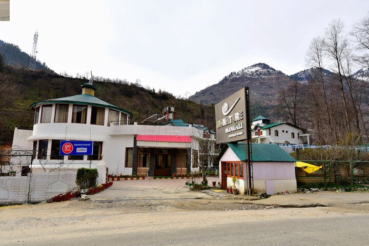 Hotel 3 of 35
