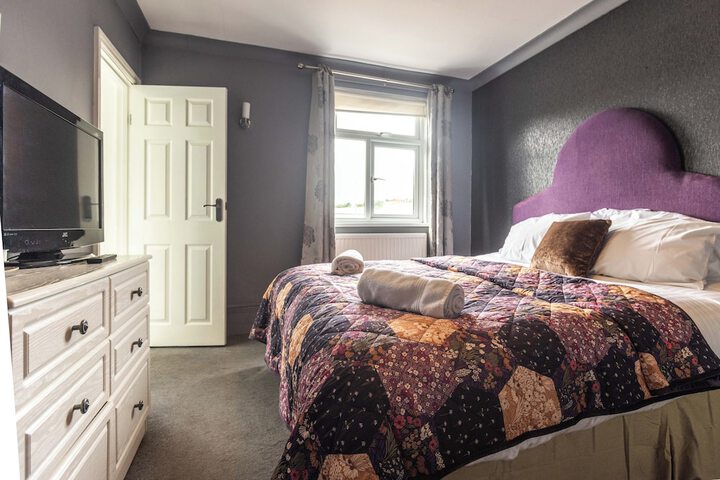 Room 3 of 15