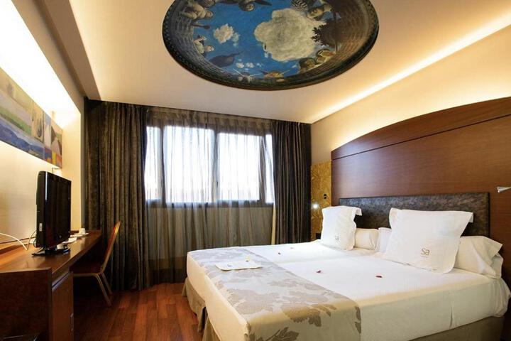 Room 17 of 81