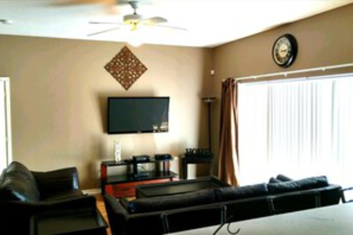 Room 36 of 83