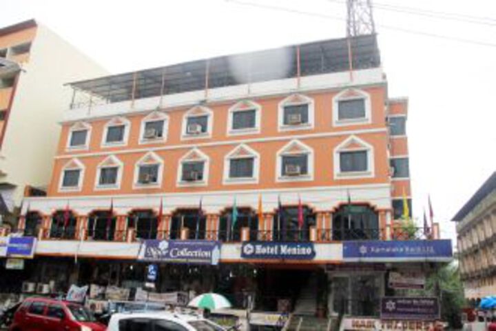 Hotel Menino