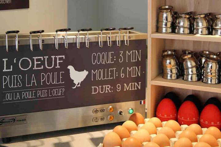 Breakfast area