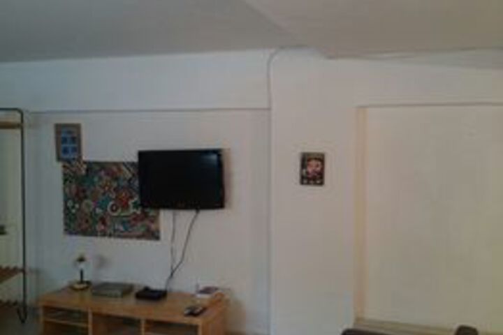 Room 30 of 133