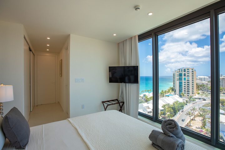 Room 11 of 1000