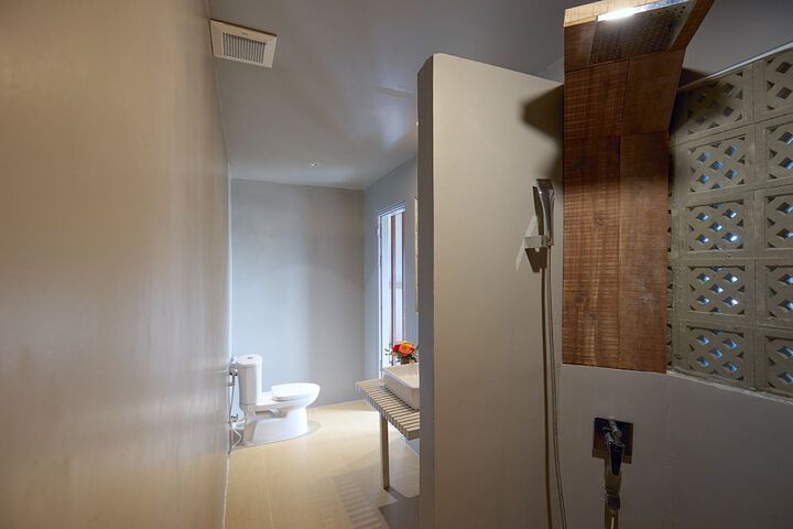 Room 21 of 40