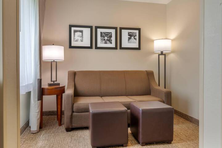 Room 20 of 32