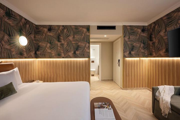 Room 41 of 108