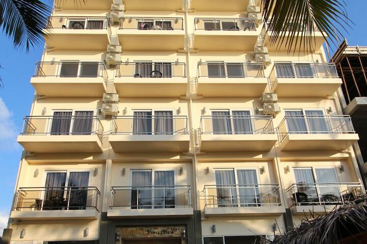 Hotel 31 of 37