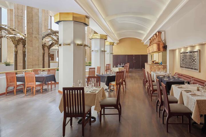 Dining 103 of 125