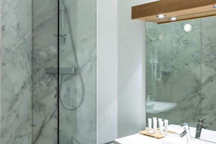Bath Interior