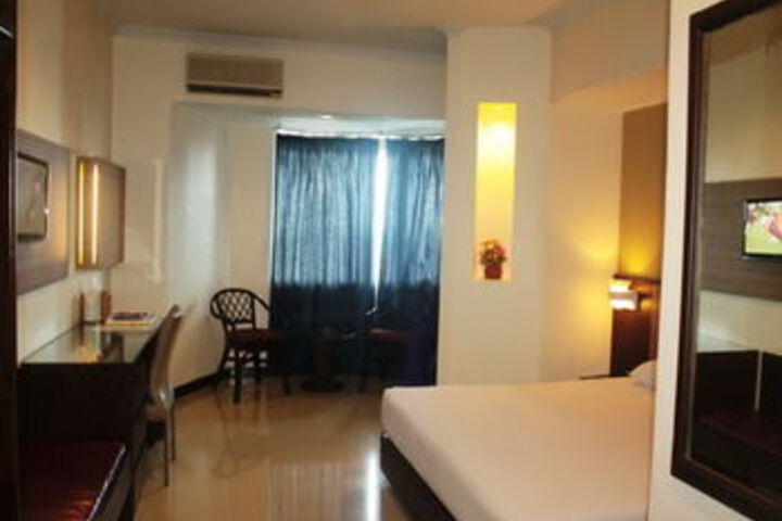 Suite Room