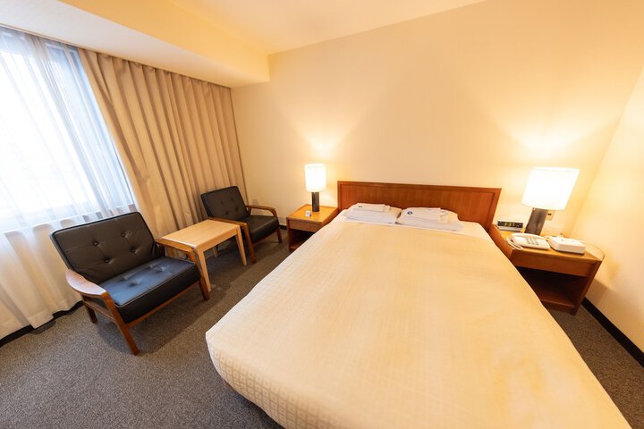 Room 15 of 46