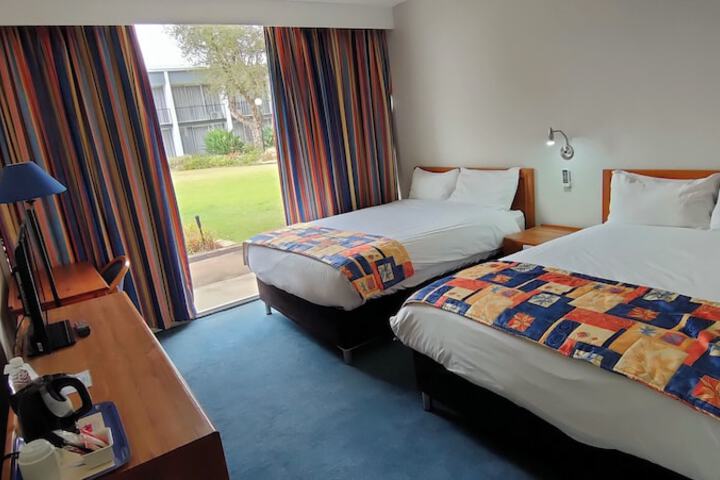 Room 13 of 88