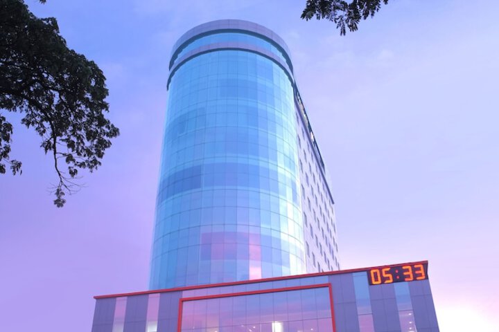 Exterior of Hotel Horison Nindya Semarang