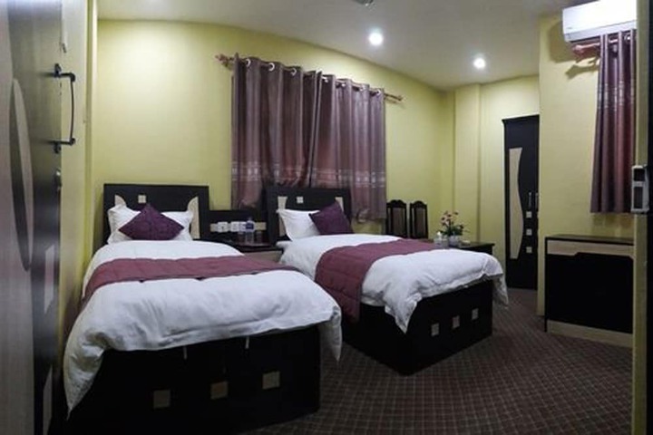 Room 5 of 37