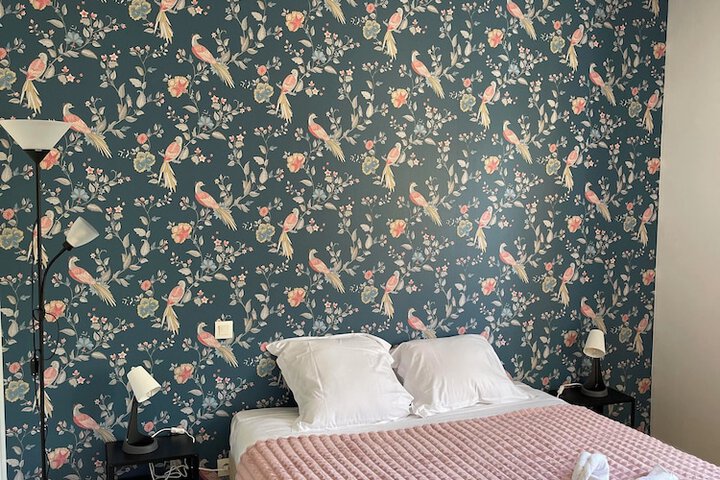 Room 19 of 37
