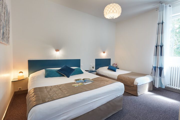 Room 33 of 114