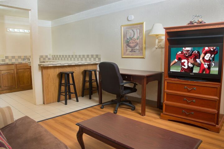 2 Rooms Suite 2 Double Beds Kitchen (4 of 14)