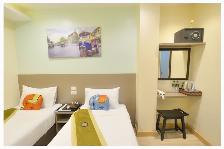 Room 18 of 47