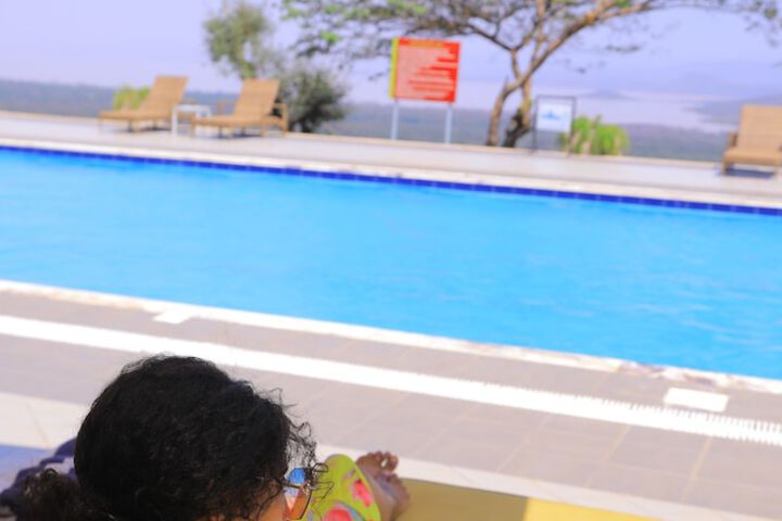 Pool 69 of 120