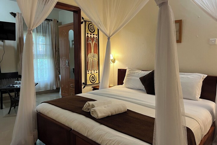 Room 6 of 29