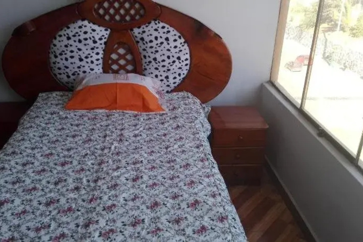 Room 4 of 18